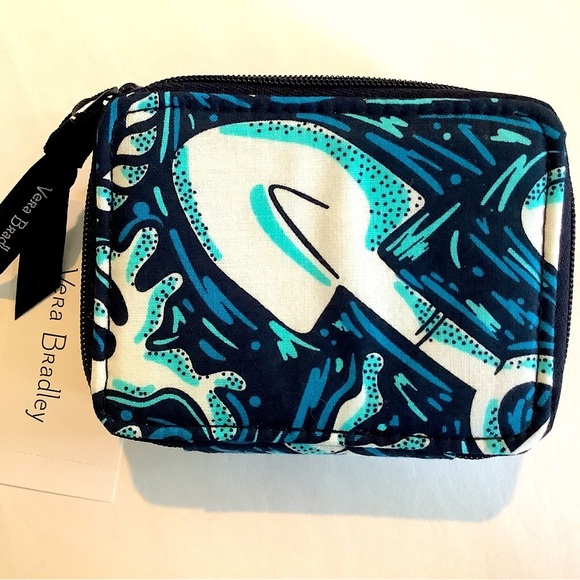 Vera Bradley Handbags - Vera Bradley Travel Pill Case Shore Enough New